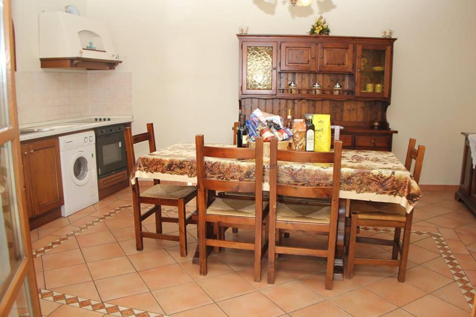 Residence Il Vigneto Lari Ngoại thất bức ảnh